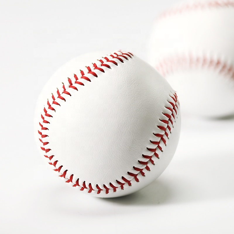Couverture en PVC en gros, noyau d'éponge en caoutchouc de baseball, baseball extérieur personnalisé